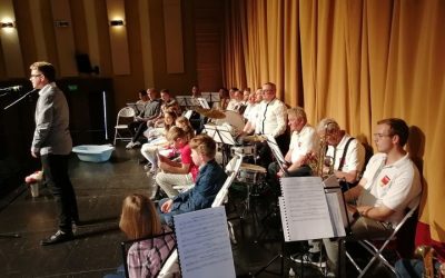 Kultúrházak éjjel nappal- slam poetry diákjaink előadásában